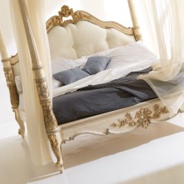 High End Italian Designer Four Poster Bed