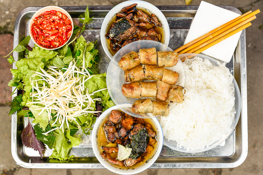 Vietnam, food, tray of Bun Cha