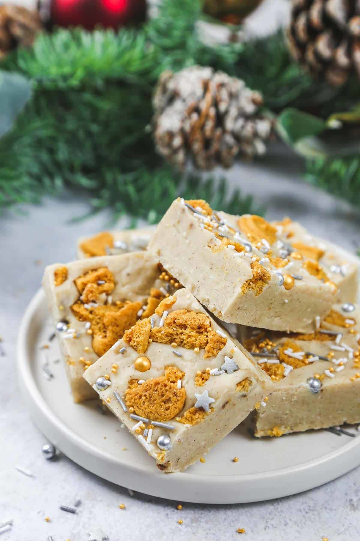 Christmas food, easy gingerbread fudge with ginger biscuit topping