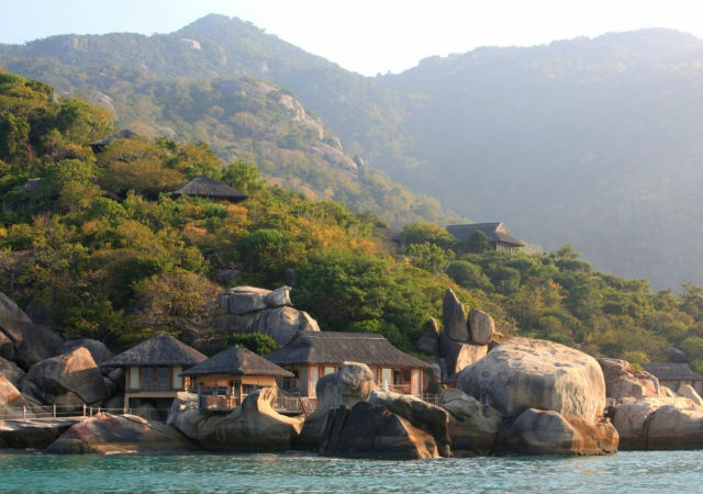 Vietnam, hotels, Six Senses Nimh Van Bay