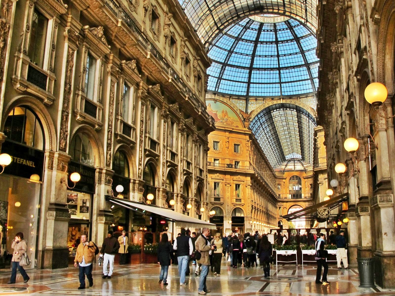 Milan update city photo