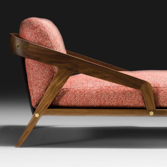 Contemporary Walnut Italian Designer Chaise Longu
