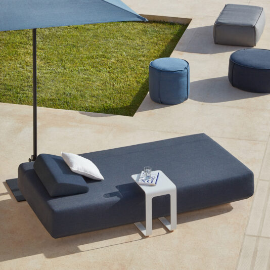 Designer Contemporary Outdoor Daybed Sun Lounger