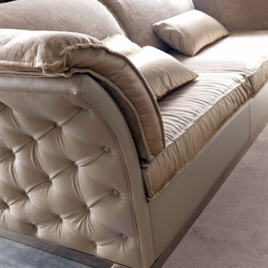 Italian Designer Leather Button Upholstered Sofa Italian Designer Leather Button Upholstered Sofa