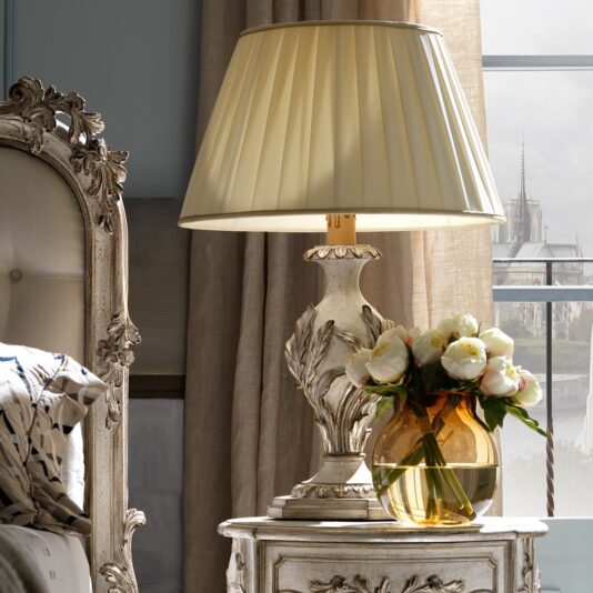 Italian Luxury Ornate Carved Classic Table Lamp