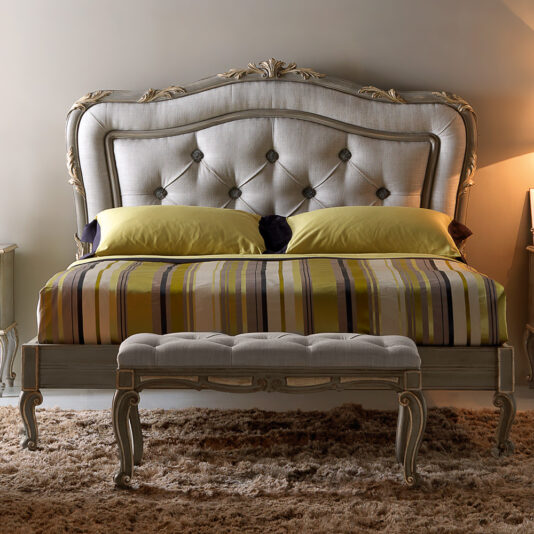 Classic Small Louis Style Upholstered Bench Modern Classic Italian Designer Button Upholstered Bed
