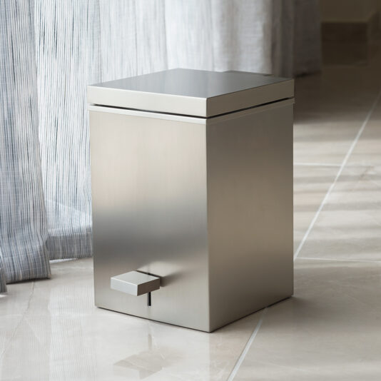 Contemporary Silver Bathroom Pedal Bin