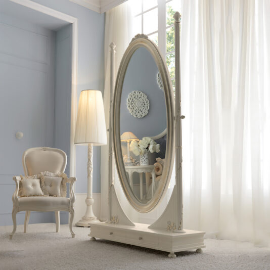 Luxurious Italian Oval Dressing Mirror