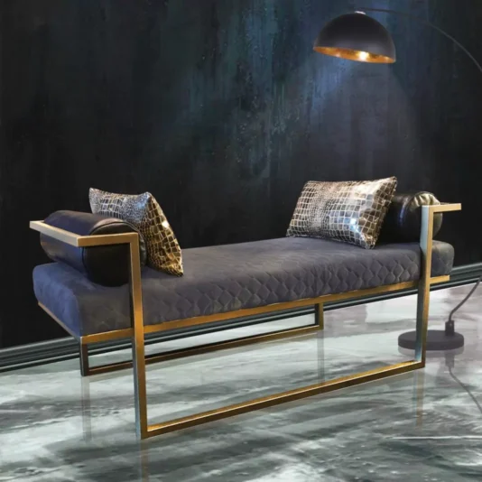 modern-italian-designer-bench-1068x1068-1.webp