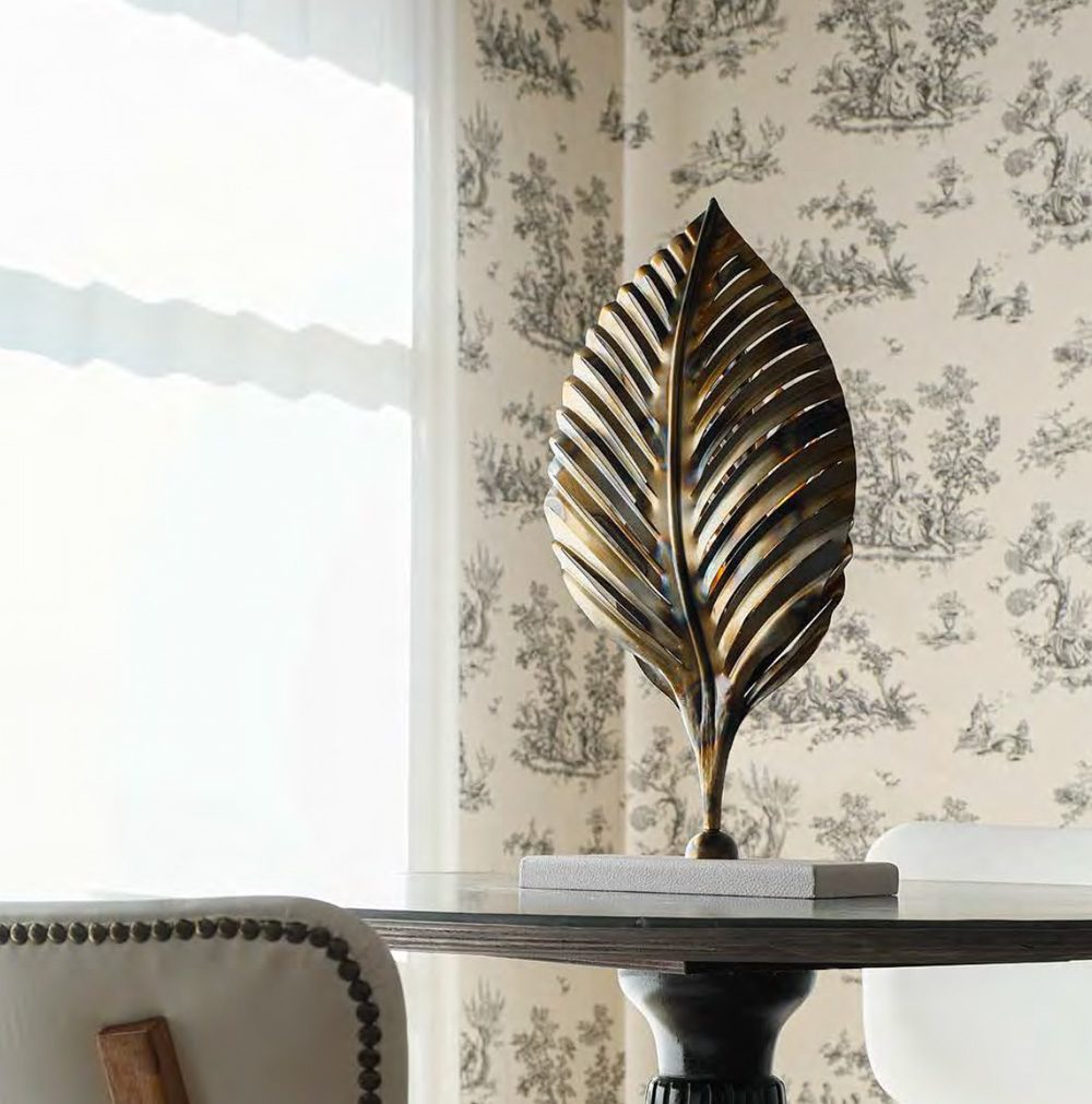 Modern Palm Leaf Table Lamp