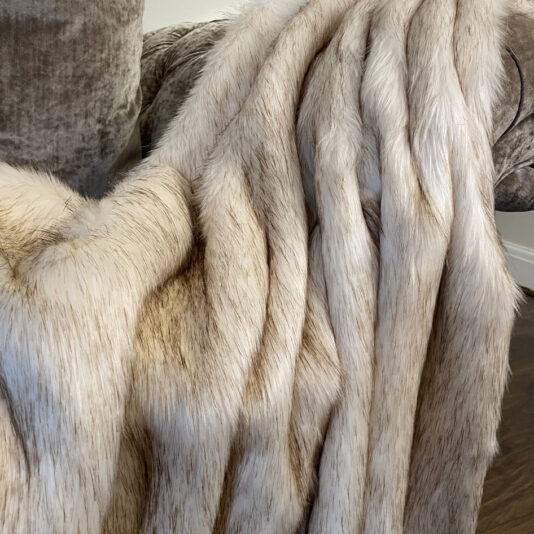 Luxury Faux Fur Throw