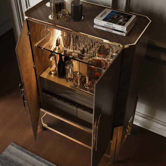 veneer-drinks-cabinet-with-feather-handle-1.jpg