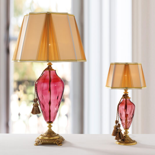 Traditional Style Dimpled Rose Glass Table Lamp